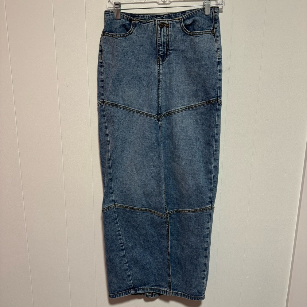 WILD FABLE Mid-Rise Denim Maxi Skirt